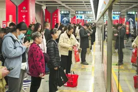 这个春节花了多少？贵州消费达……图片