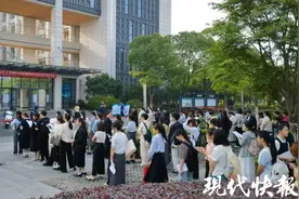 6.7万人报考！江苏省2025年上半年中小学教师资格考试面试顺利结束图片