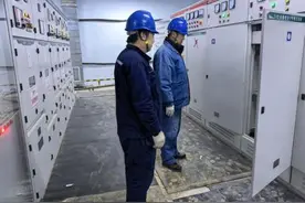 山西侯马：主动服务 保障“两节” 用电安全图片