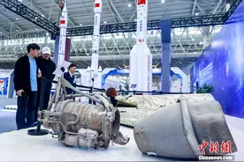 2024年“中国航天日”航天科普系列展览在武汉举办图片