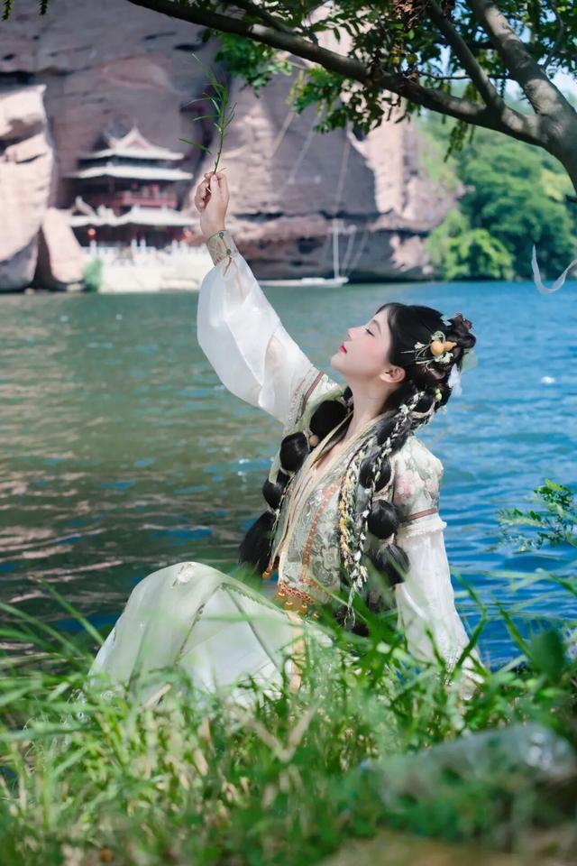 国庆趣龙虎山！定格专属旅拍大片，假期美好一键保存！