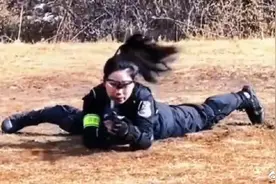 女特警射击训练又美又飒图片