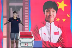 游泳世锦赛 | “下次还想来！”——12岁游泳小将于子迪书写夏日童话图片
