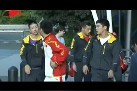 马龙当年伦敦奥运会和邱贻可打闹，身旁的许昕和陈玘见怪不怪图片