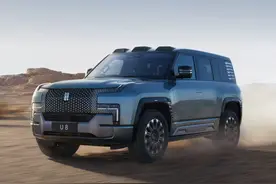 比亚迪仰望U8落地价猜猜多少？光购置税就接近10万图片