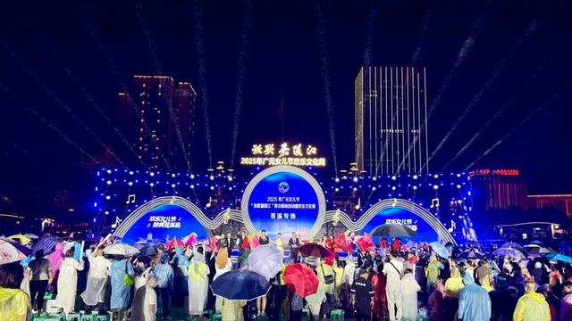 女儿节遇上梨果香　“放歌嘉陵江” 苍溪专场激情开唱