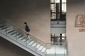 “非升即走”之下，学者有更深的隐忧图片