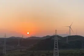 湖南单体最大风电项目投产图片