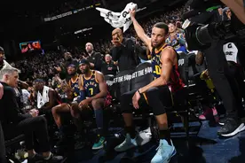 常规赛投中4000记三分的库里，极限究竟在哪里？图片