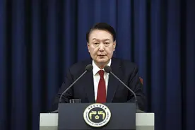 韩国国防部：军队统帅权仍在尹锡悦手中图片