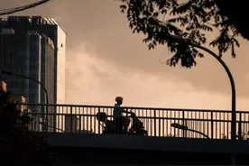 零工经济下外卖小哥生存状况调查图片