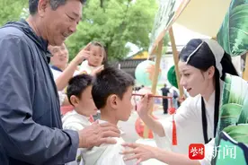 “许仙、白娘子”舞动金山，沉浸式演绎端午古韵图片