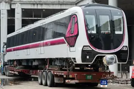 早晚高峰拥堵或缓解！深圳地铁3号线、11号线新列车来了图片