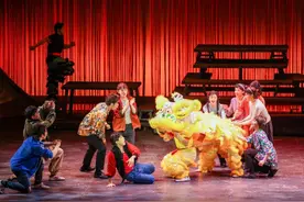 燃点笑点泪点不断！音乐剧《雄狮少年》在海口精彩上演图片