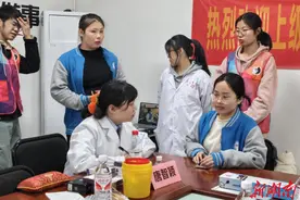 国医守童心 岐黄护未来——长沙医学院中医学院赴星晨康复中心开展义诊活动图片