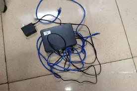 藏在宾馆客房搞电诈被成都警方一小时抓获图片