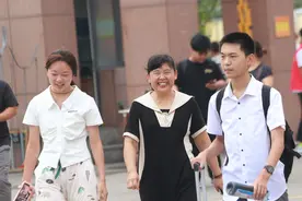 潍坊高密：迎接新学期图片