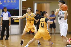 以球为媒促交流 京台青年篮球友谊赛开幕图片