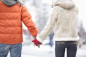 拍屁股也能防病？湿冷暴击，这几个地方多拍拍，真的能养生！图片