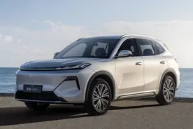 吉利银河新车13天交付破万，比亚迪明年1月进军韩国市场|第一财经汽车日评图片