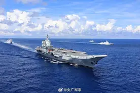 山东舰下水8年了！图片