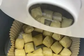 空气炸锅里用的纸别乱买！图省事会出事……图片