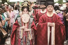 连理树 同舟渡 婚礼“实在”“不简单”图片