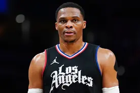 交易截止日前的人间百态，NBA的富豪球员们也会害怕迷茫图片