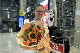 四川女生“为国出征” 拿下国际物理奥赛金牌图片