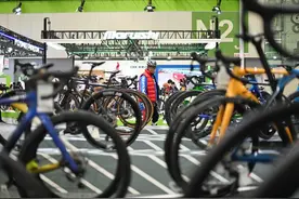 “双十一”爆款解析：小小自行车“破风”户外运动大市场图片