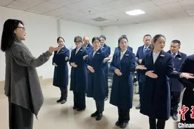 台湾空姐的十七年“蓉漂”生活：生涯规划中没有“退休”二字图片