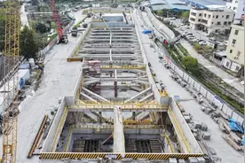 广花城际铁路刷新进度条，灰岩区基坑全部完成开挖图片