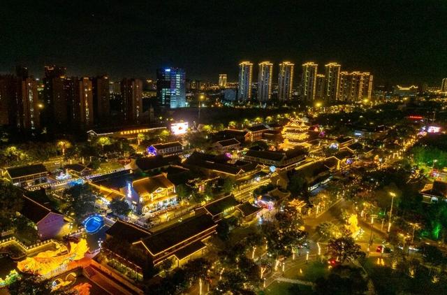 跟着《大生意人》“读”盐城