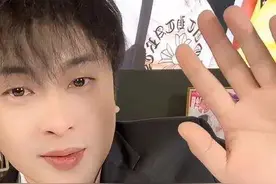 辛巴宣布退出直播行业，此前自创品牌“棉密码”卫生巾陷入风波图片