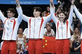 破亚洲纪录！巴黎奥运会男女混合4×100米混合泳接力中国队摘银图片