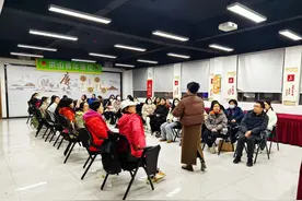 言辞美化、健康饮食、泥板壁画 洪山青年夜校多元课程赋能青年成长图片