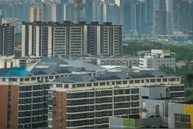 暴雨后的长沙出现彩虹，全城人都在抬头图片