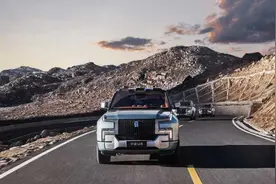 仰望U8上市一周年：走好用户共建之路，持续赋能高端新能源用车生活图片