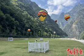 新三峡：是黄金水道，也是安居之地图片