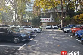 餐饮店门前停车难，南京鼓楼党建引领联合多方为企纾困图片
