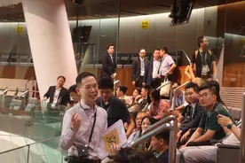 体验“1小时生活圈”！30国青年侨领走进香港共同“逐梦大湾区”图片