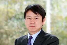 2025博鳌亚洲论坛｜专访北大光华管理学院院长刘俏：提振消费，财政转移支付很重要图片