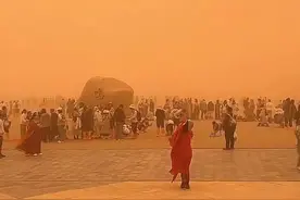 敦煌多景区关闭、万人演唱会取消，鸣沙山月牙泉致歉！图片