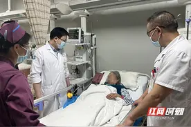 患者家属：“太感谢你们了，这是老百姓的福祉！”图片