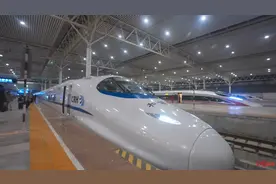 到站！“一觉睡过三千里”，成都东到深圳北已到达图片