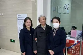 恒丰银行郑州分行持续推进“恒暖”服务 筑牢金融安全防线图片