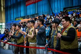 第二十四届全国大学生机器人大赛RoboMaster2025机甲大师高校联盟赛（广西站）在桂林开幕图片