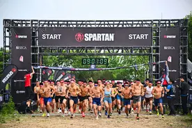 2025斯巴达勇士赛北京站落幕 近五千名勇士挑战自我图片