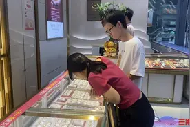 “起起落落起起起”？贵金属身价命运各不同图片