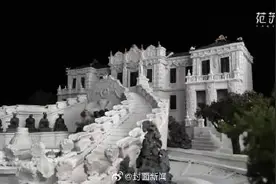 女生用巧克力复原圆明园海晏堂图片